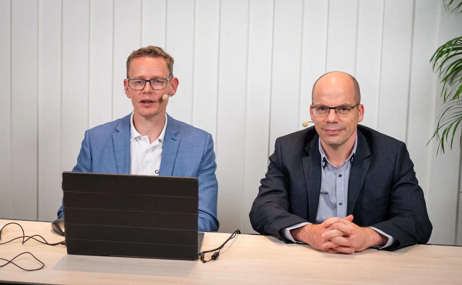Jan Gustafsson and Andras Toth at the commentary desk — both in Tokyo for the first time, providing the English broadcast for the WR Chess channel. Jan Gustafsson and Andras Toth at the commentary desk — both in Tokyo for the first time, providing the English broadcast for the WR Chess channel.