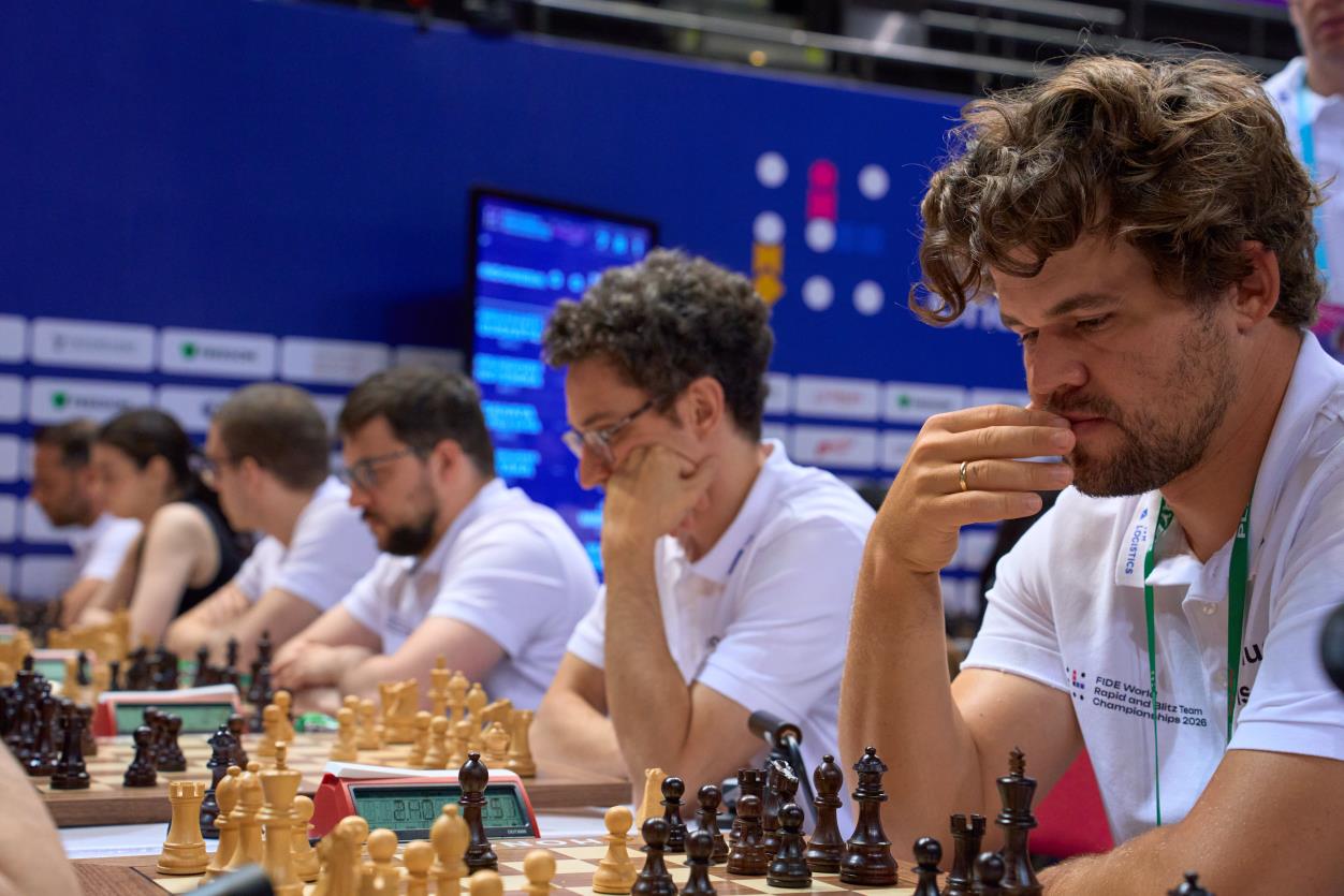 The WR Chess team in action, led by Magnus Carlsen